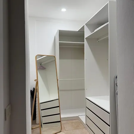 La Bella With Free Private Parking 펜션