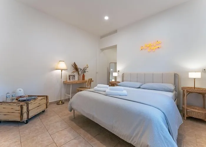 Semesterbostad La Bella With Free Private Parking